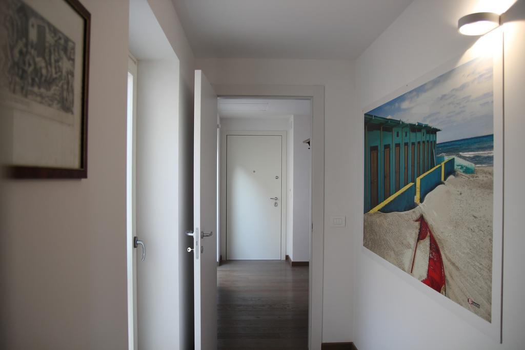 Suite Rosso & Nero เลชเช ภายนอก รูปภาพ